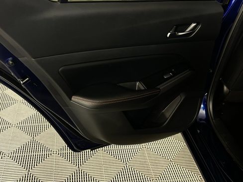 Used 2023 Nissan Altima 2.5 SR image 13