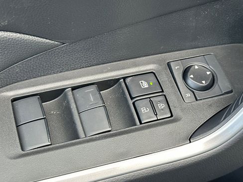 New 2025 Toyota RAV4 LE image 13