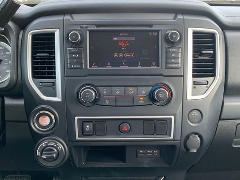 Used 2019 Nissan Titan S w/ S Utility Package image 13