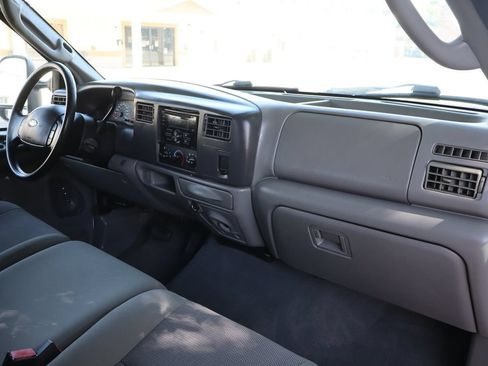 Used 2004 Ford F350 XLT RWD image 17