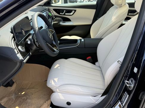 New 2026 Mercedes-Benz E 450 4MATIC Sedan image 21
