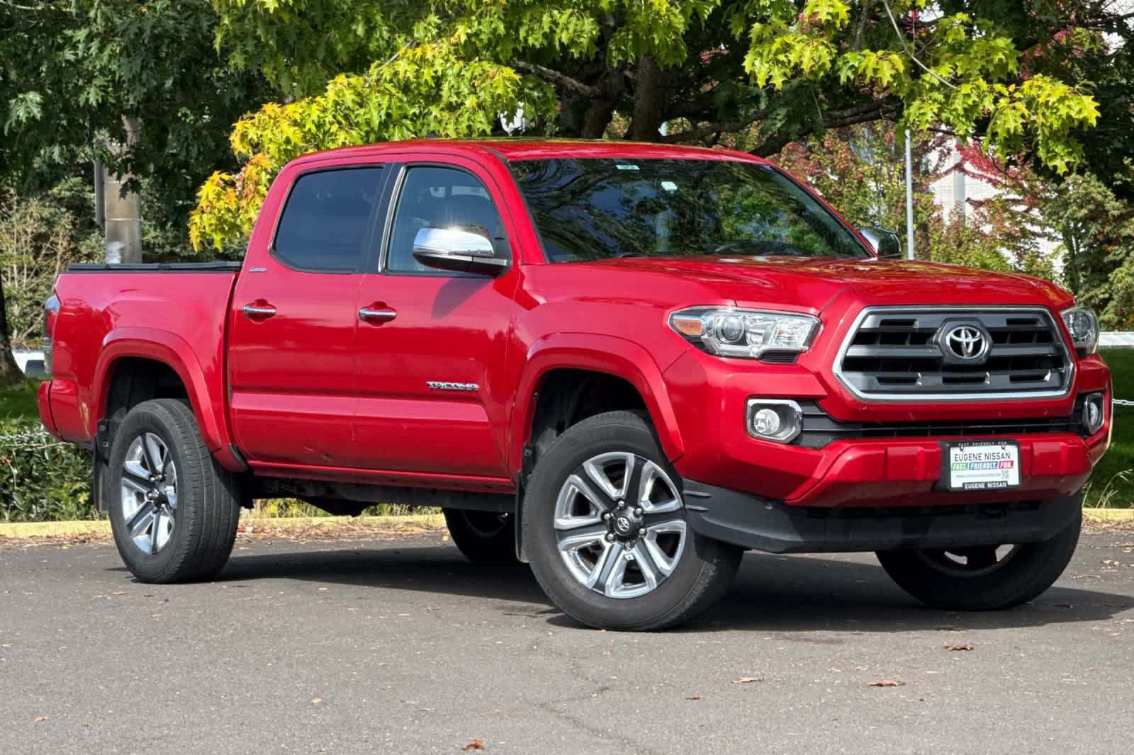 Used 2016 Toyota Tacoma Limited w/ Towing Package AWD/4WD image 9