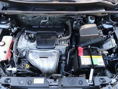 Used 2016 Toyota RAV4 LE FWD image 26