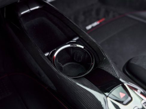 Used 2022 Ferrari SF90 Spider image 63