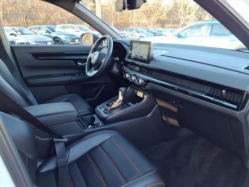 Used 2025 Honda CR-V Sport Touring image 16