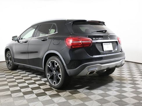 Used 2019 Mercedes-Benz GLA 250 4MATIC image 5