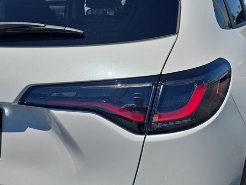 Used 2026 Honda HR-V LX image 8