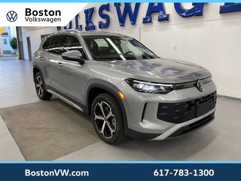New 2026 Volkswagen Tiguan SE image 6