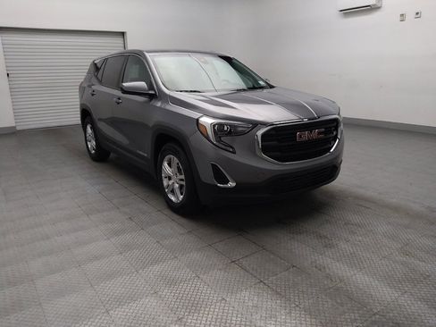 Used 2020 GMC Terrain SLE FWD image 13