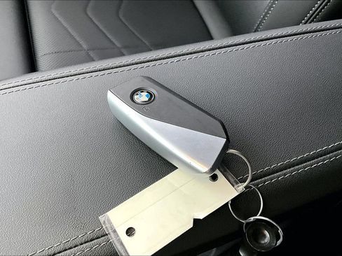 Used 2025 BMW X1 xDrive28i image 13