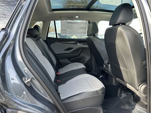 New 2026 Volkswagen Tiguan SE image 30