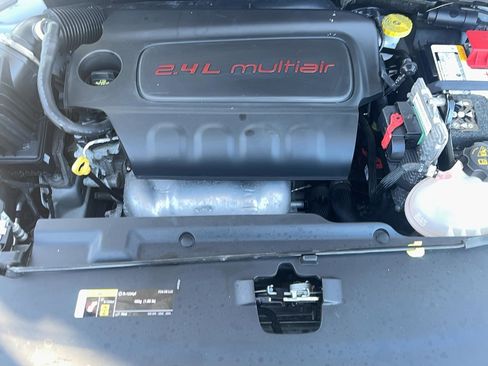 Certified 2022 Jeep Compass Latitude w/ Convenience Group image 18