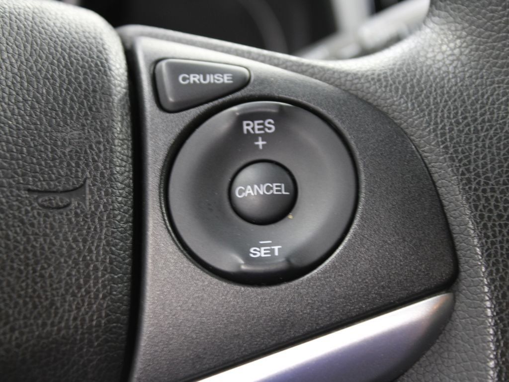 Used 2015 Honda Fit LX image 41