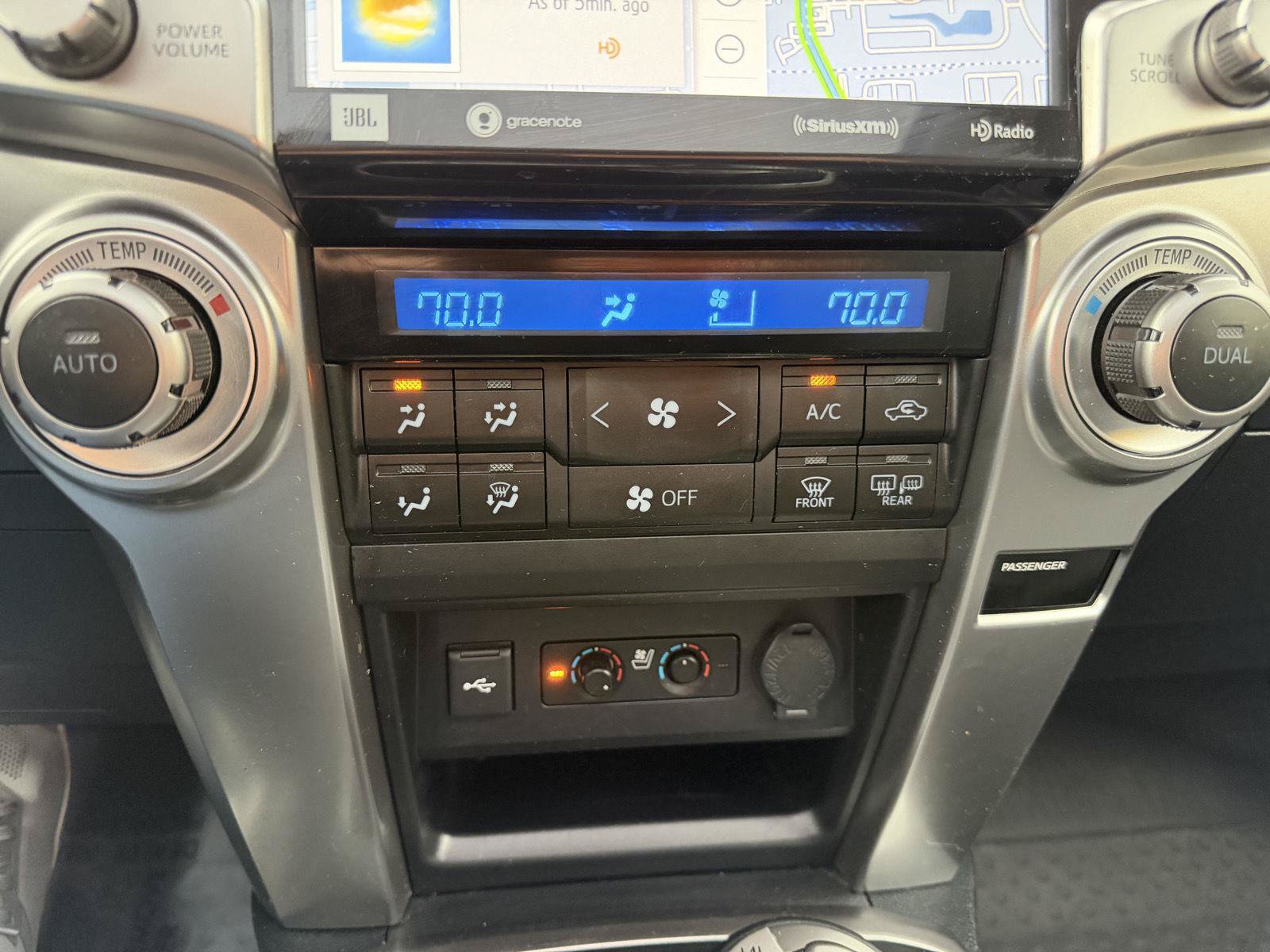 Used 2022 Toyota 4Runner Limited AWD/4WD image 17