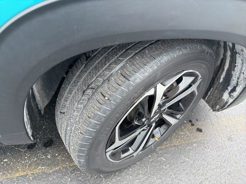 Used 2021 Chevrolet TrailBlazer RS w/ Sun and Liftgate Package FWD image 8