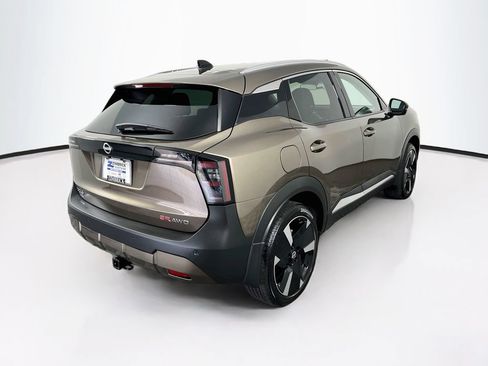 Used 2026 Nissan Kicks SR w/ SR Premium Package AWD/4WD image 7