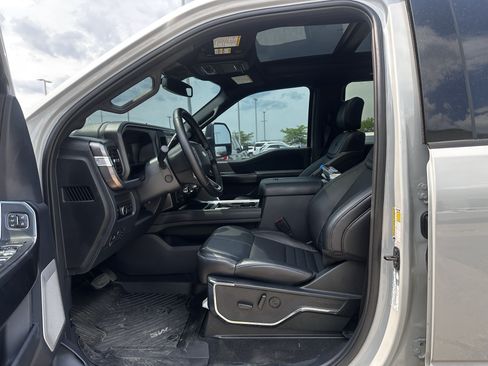 Used 2026 Ford F350 Platinum AWD/4WD image 7