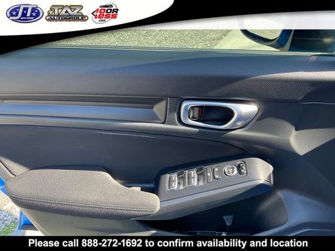 Used 2023 Honda Civic Sport image 12
