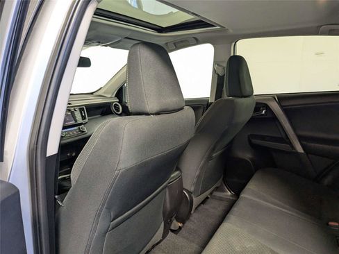 Used 2017 Toyota RAV4 XLE image 30