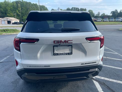 Used 2025 GMC Terrain Elevation AWD/4WD image 6