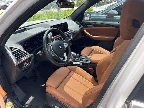 Used 2023 BMW X3 xDrive30i w/ Premium Package w/ZPA AWD/4WD image 3