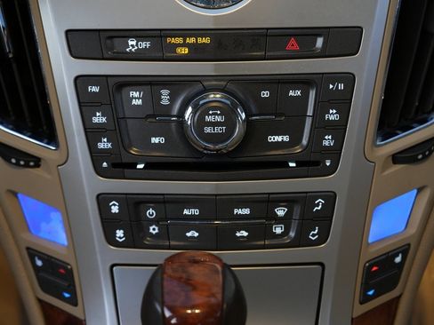 Used 2012 Cadillac CTS Luxury image 41