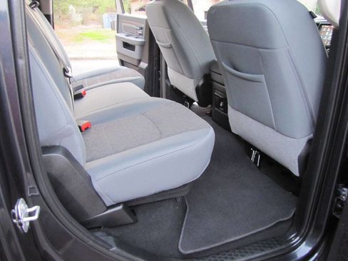 Used 2018 RAM 1500 Big Horn image 19