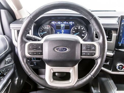 Used 2024 Ford Expedition XLT RWD image 21