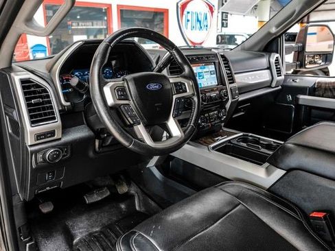 Used 2018 Ford F250 Lariat w/ Lariat Value Package image 5