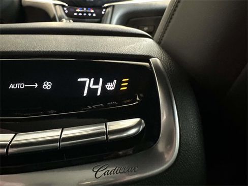 Certified 2024 Cadillac XT6 Premium Luxury w/ LPO, Floor Liner Package image 34