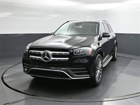 Used 2020 Mercedes-Benz GLS 580 4MATIC w/ Off-Road Package image 30