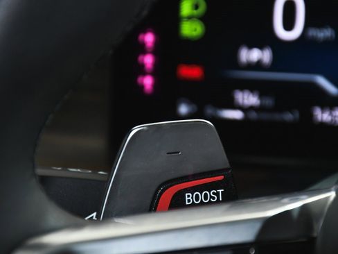 Used 2025 BMW 760i xDrive image 43