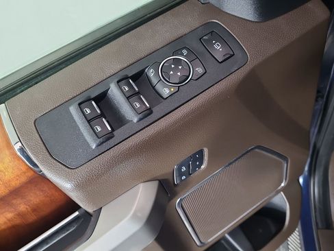 Used 2017 Ford F350 King Ranch w/ King Ranch Ultimate Package image 19