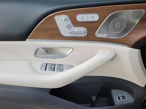 Used 2022 Mercedes-Benz GLE 350 w/ Premium Package image 18