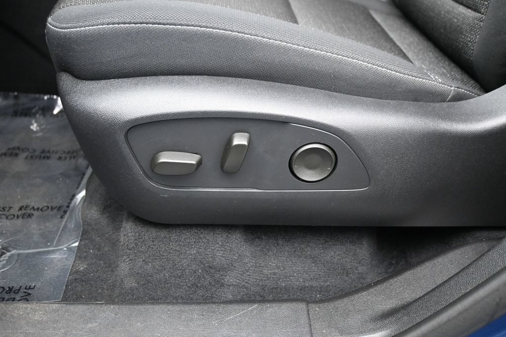 Used 2025 Chevrolet Traverse LT w/ LPO, Floor Liner Package AWD/4WD image 19