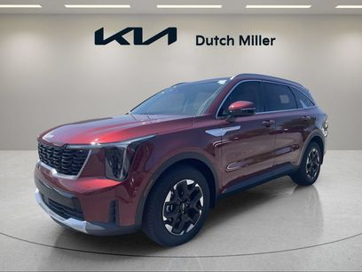 Used 2025 Kia Sorento S w/ Panoramic Sunroof Package