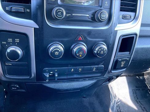 Used 2016 RAM 2500 Big Horn AWD/4WD image 29