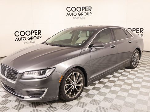 Used 2019 Lincoln MKZ Reserve w/ Reserve Plus Package image 10