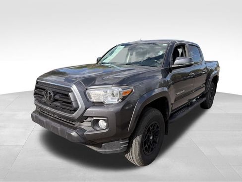 Used 2021 Toyota Tacoma SR5 w/ Technology Package AWD/4WD image 2