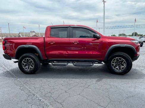 Used 2024 Chevrolet Colorado ZR2 w/ Technology Package AWD/4WD image 4