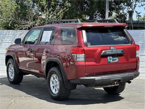 Used 2011 Toyota 4Runner Trail AWD/4WD image 3