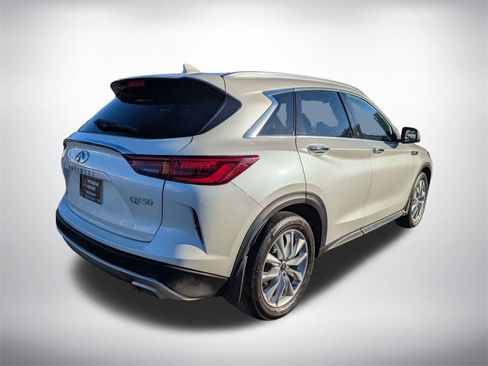 Used 2022 INFINITI QX50 Luxe image 4
