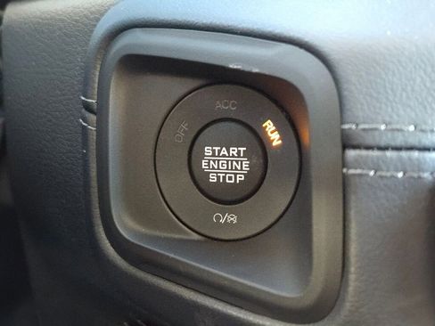 New 2025 Jeep Wrangler Rubicon w/ Xtreme 35 Tire Package image 26