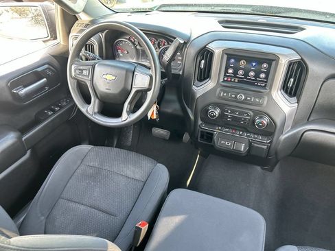 Used 2021 Chevrolet Silverado 1500 Custom RWD image 11