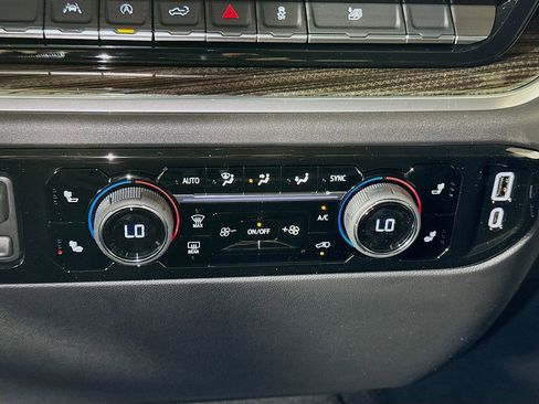 New 2026 Chevrolet Silverado 1500 LT w/ Texas Edition Plus AWD/4WD image 10
