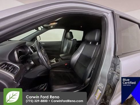 Used 2018 Jeep Grand Cherokee Altitude AWD/4WD image 23