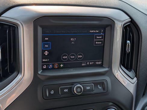 Used 2024 Chevrolet Silverado 1500 Custom AWD/4WD image 24