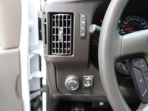 Used 2024 Chevrolet Express 2500 w/ Driver Convenience Package RWD image 30