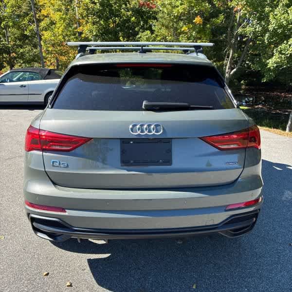 Used 2020 Audi Q3 2.0T Premium Plus w/ Premium Plus Package AWD/4WD image 4