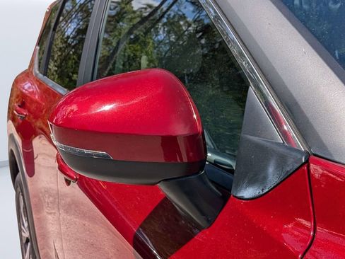 Used 2023 Nissan Rogue SV image 11